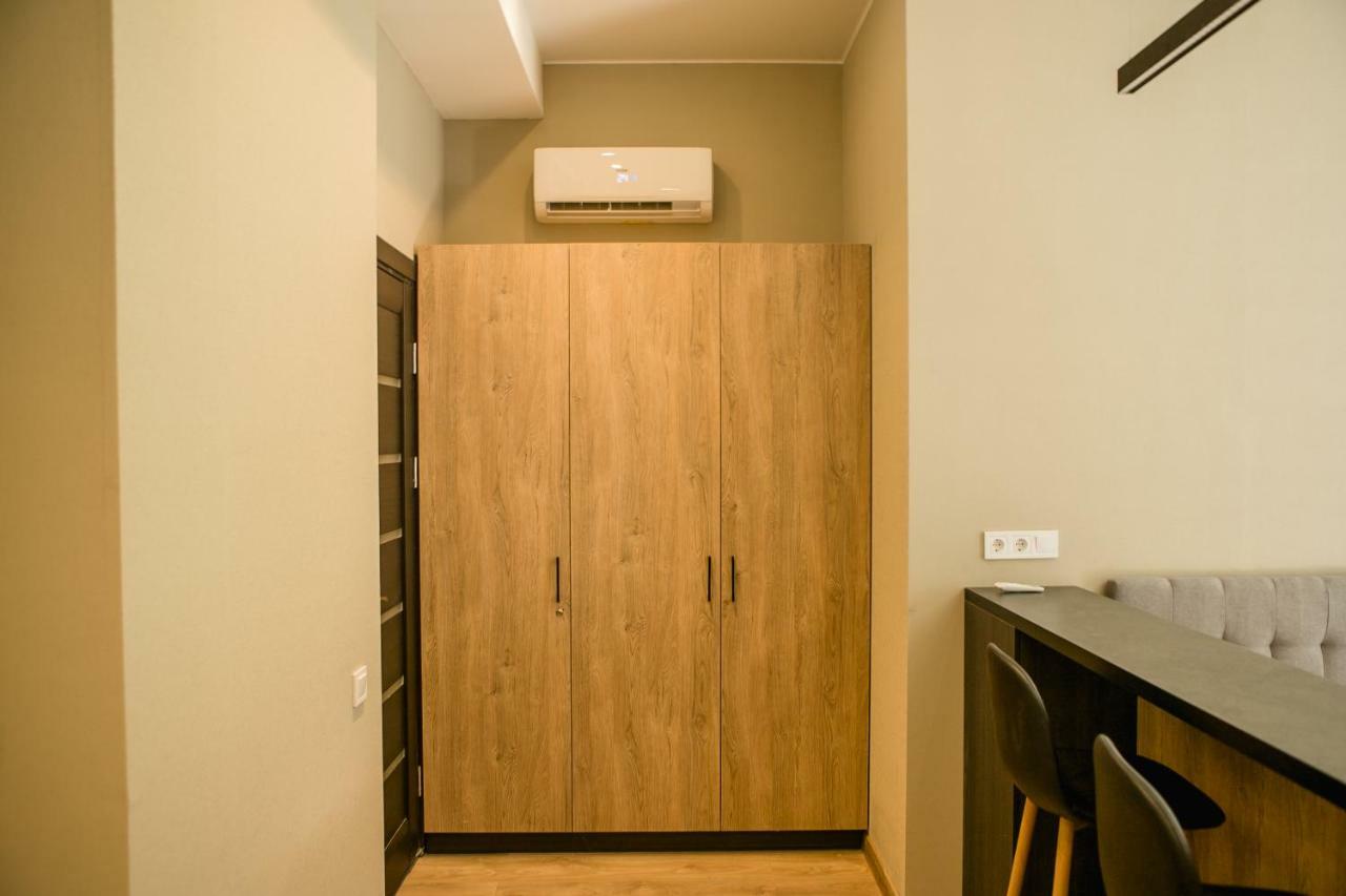 Poet Apartments Odessa Exteriör bild